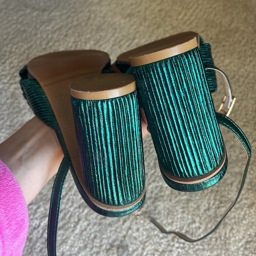 Green sandals - Picture 11 of 12